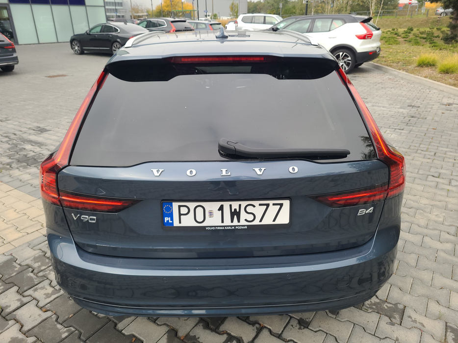 Zdjęcie pokrywy bagażnika