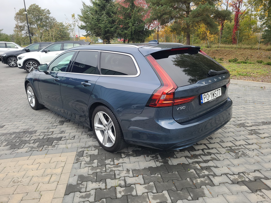 Zdjęcie po ukosie, lewy tył