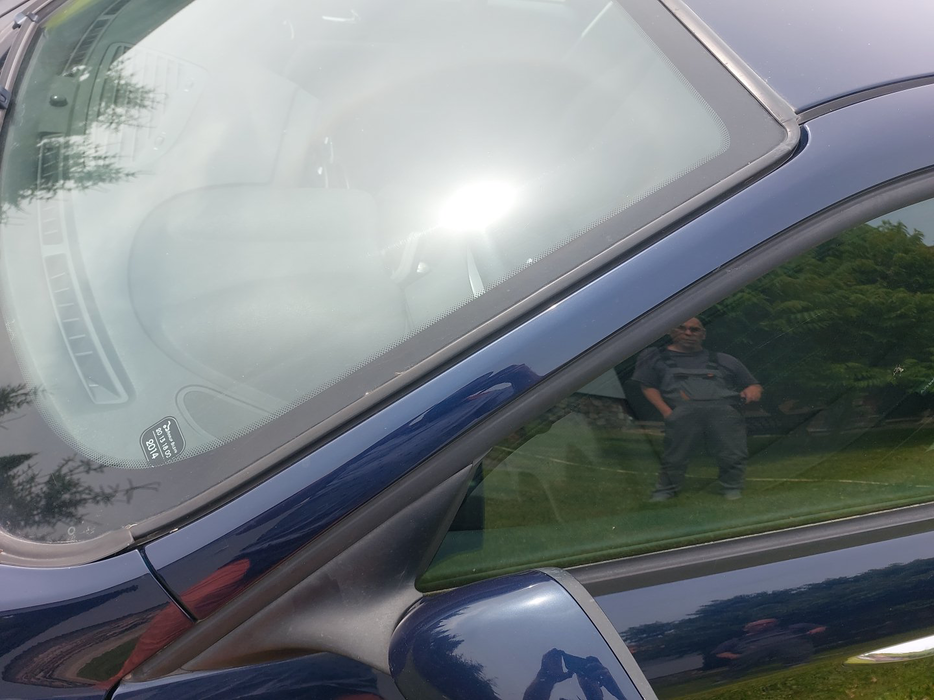 Zdjęcie słupka A lewego