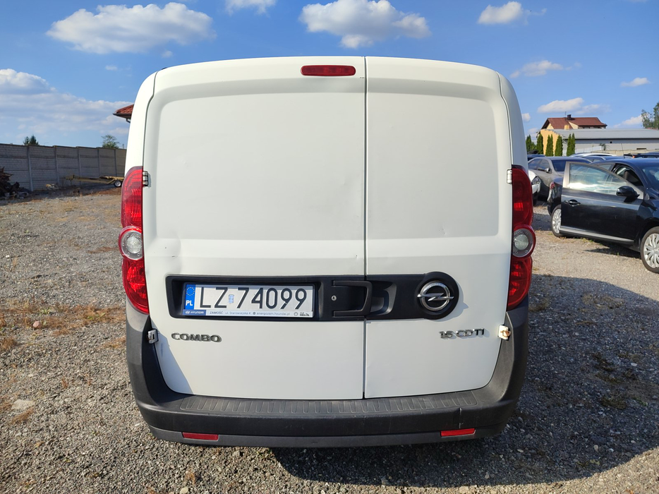 Zdjęcie tyłu nadwozia