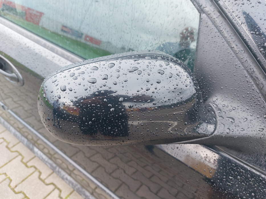 Zdjęcie obudowy lusterka prawego
