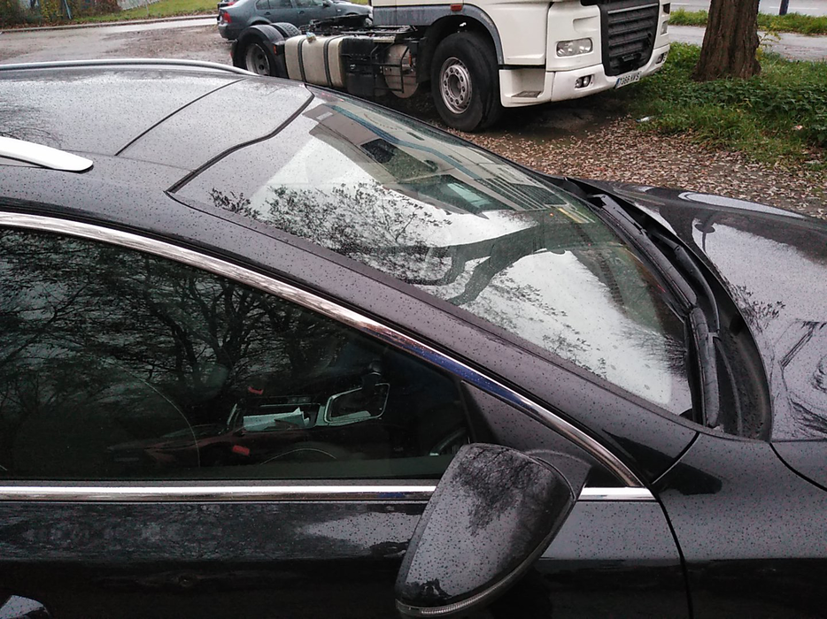 Zdjęcie słupka A prawego