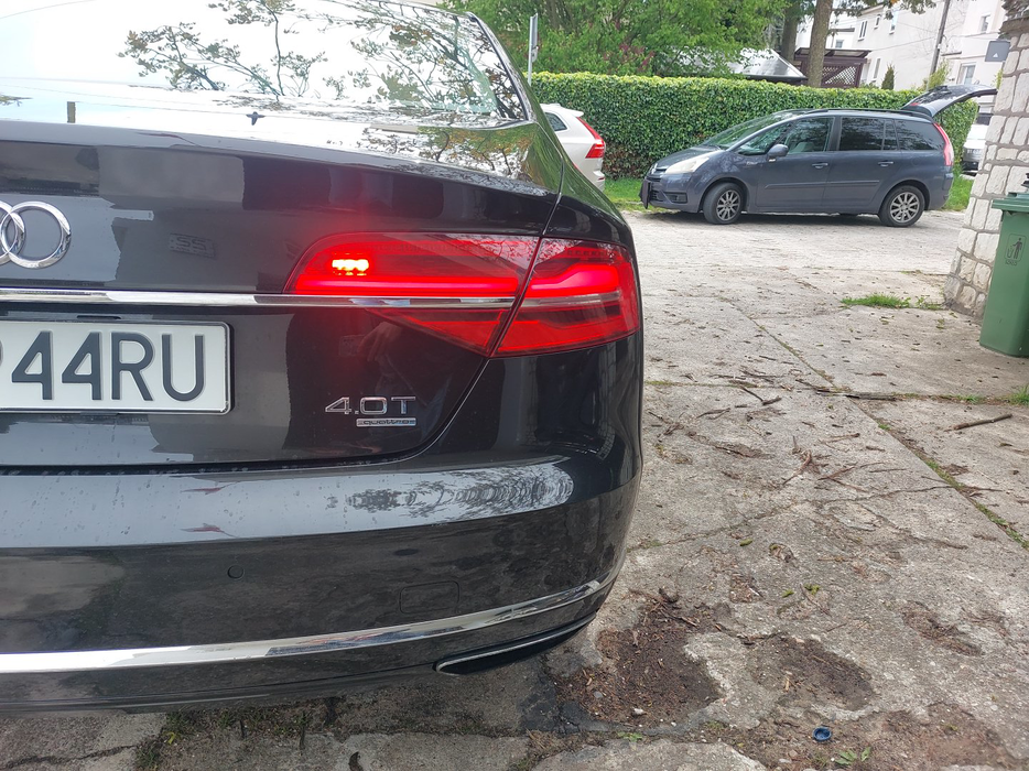 Zdjęcie oświetlenia tylnego prawego