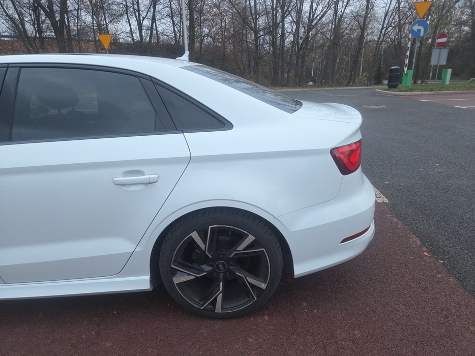 Zdjęcie błotnika tylnego lewego