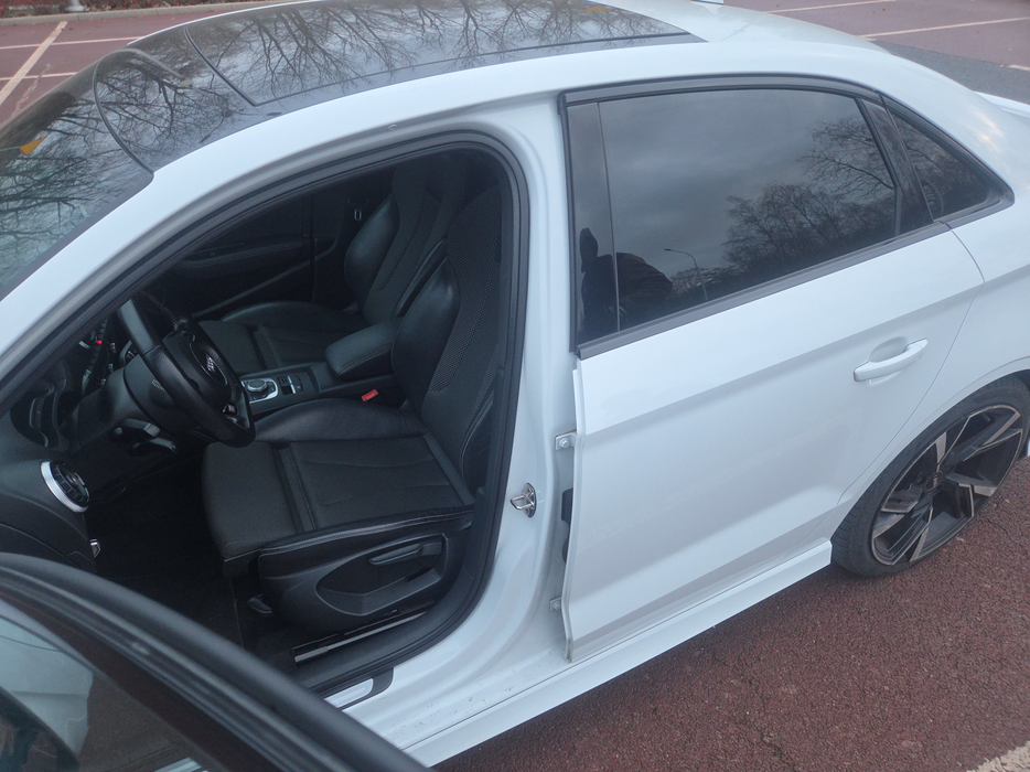 Zdjęcie słupka B lewego