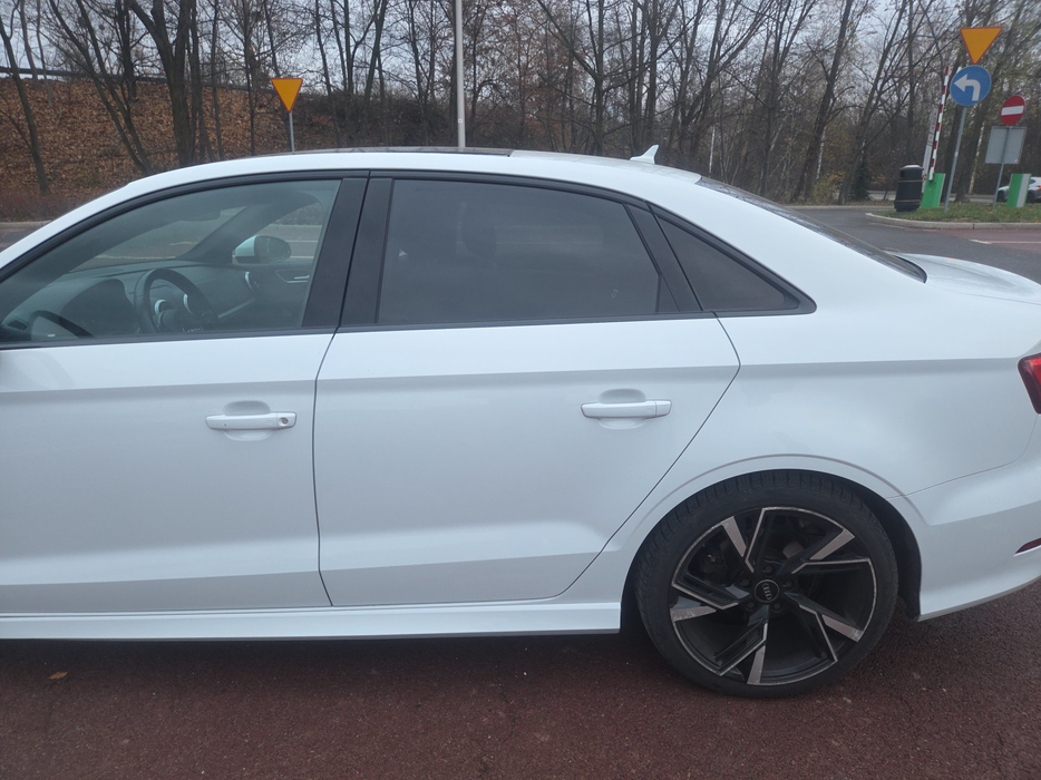 Zdjęcie drzwi tylne lewe wraz z szybą