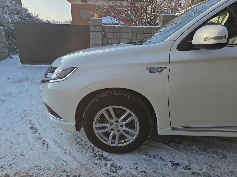 Zdjęcie błotnika przedniego lewego