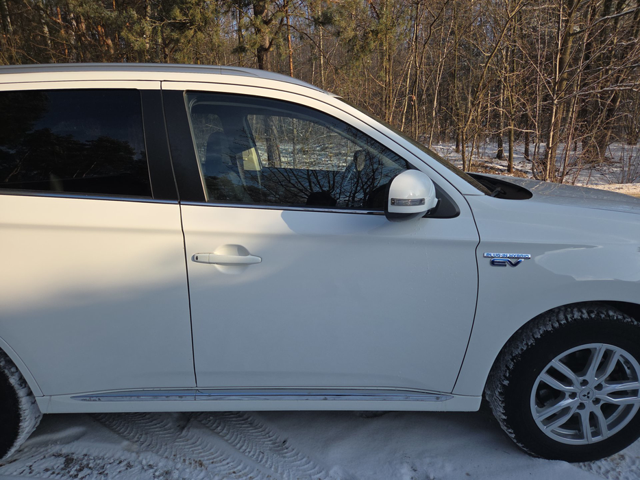 Zdjęcie drzwi przednich prawych wraz z szybą