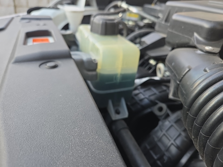 Zdjęcie zbiorniczka płynu chłodzącego