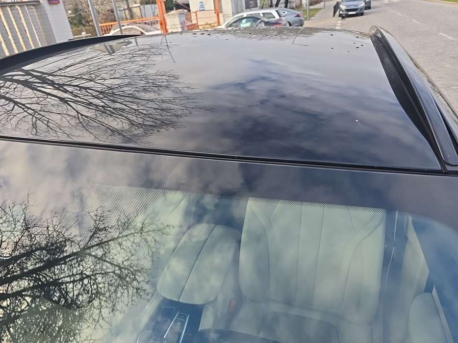 Zdjęcie dachu część przednia