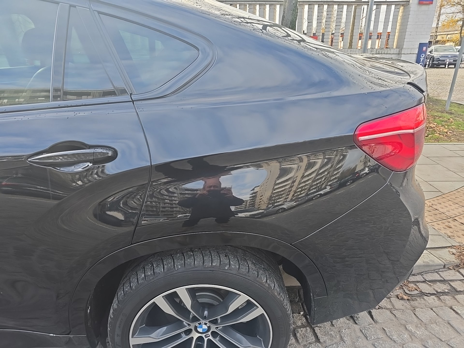 Zdjęcie błotnika tylnego lewego