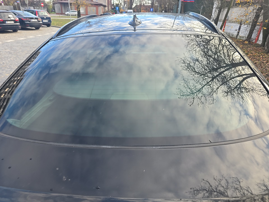 Zdjęcie szyby tylnej