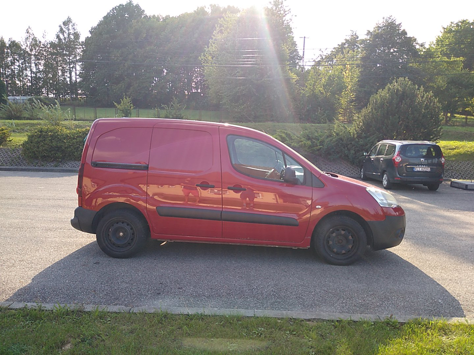 Zdjęcie prawej strony nadwozia