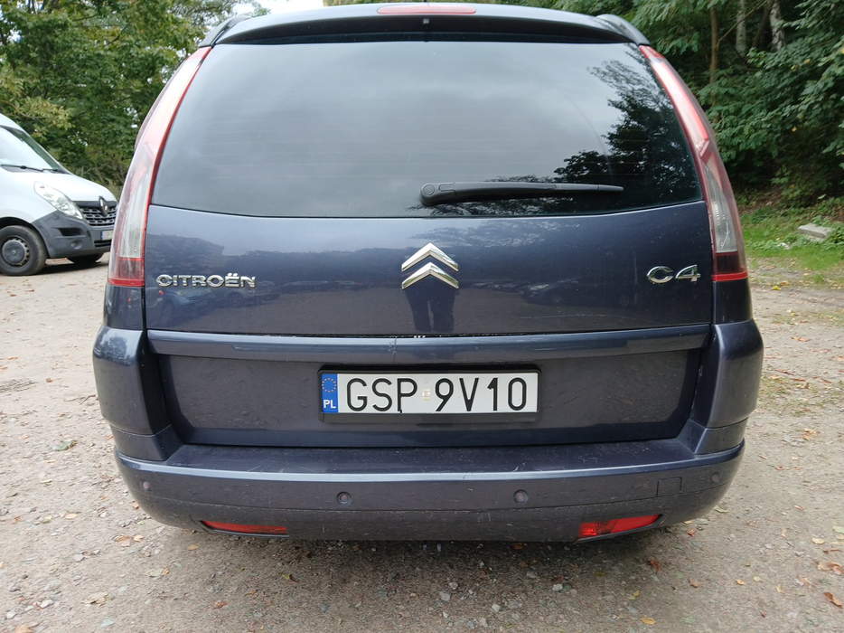 Zdjęcie pokrywy bagażnika
