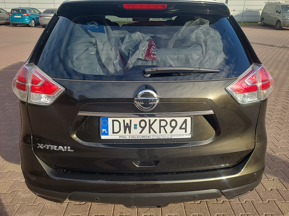 Zdjęcie pokrywy bagażnika