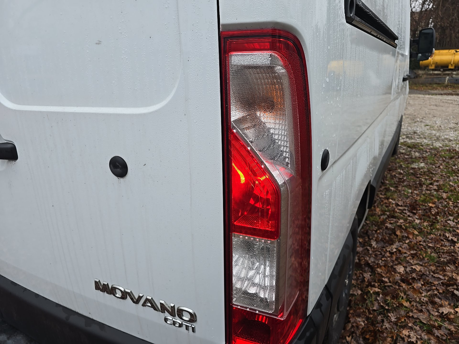 Zdjęcie oświetlenia tylnego prawego