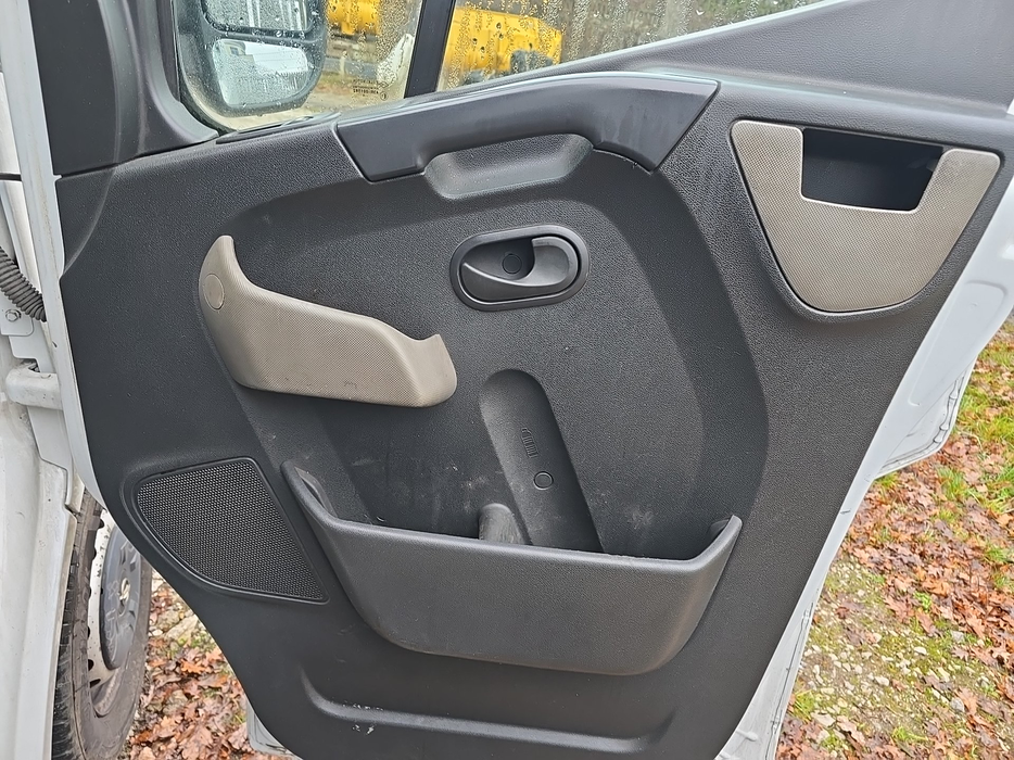 Zdjęcie tapicerki drzwi przednich prawych