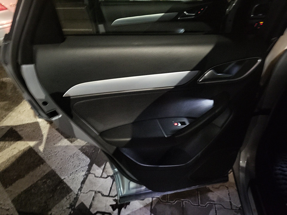 Zdjęcie tapicerki drzwi tylnych lewych