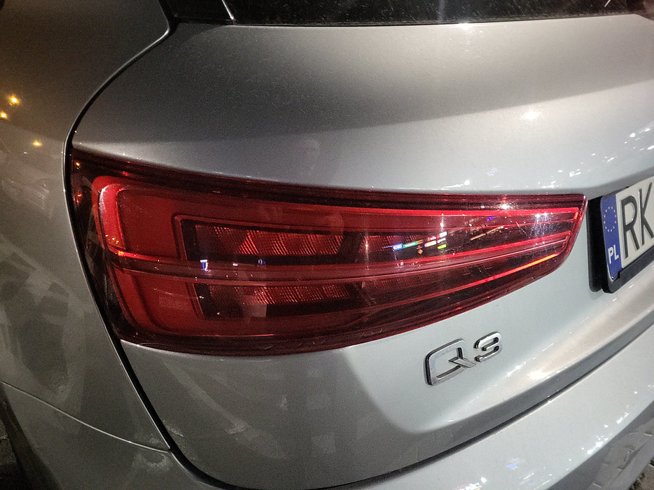 Zdjęcie oświetlenia tylnego lewego