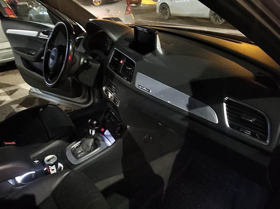 Zdjęcie kokpitu części prawej