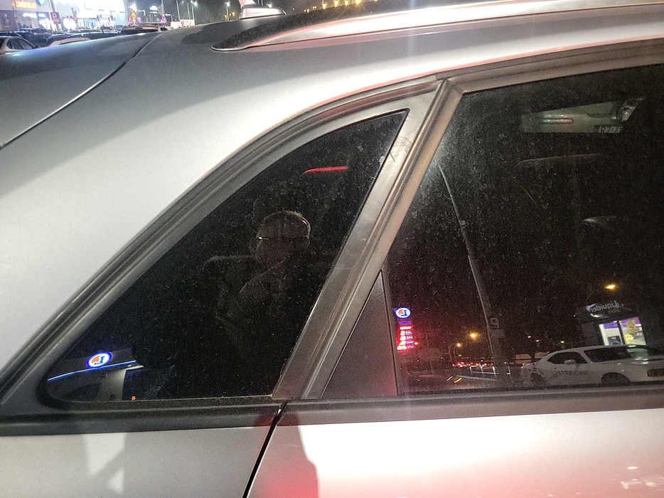 Zdjęcie słupka C prawego