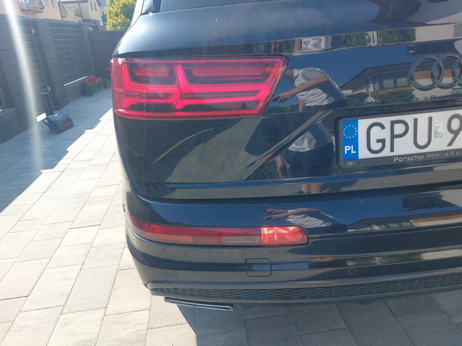 Zdjęcie oświetlenia tylnego lewego