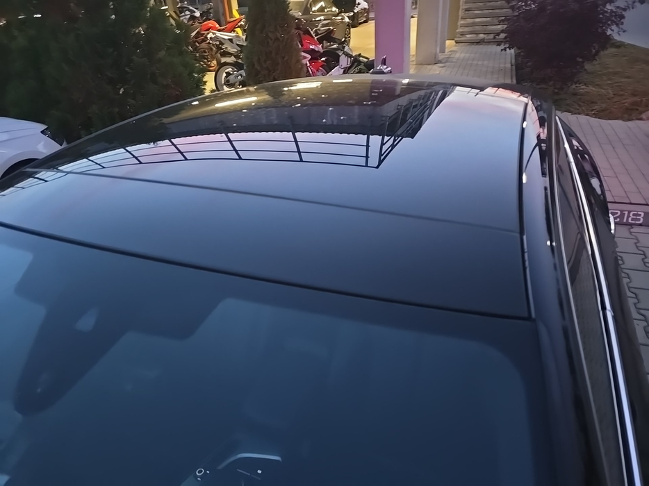 Zdjęcie dachu część przednia