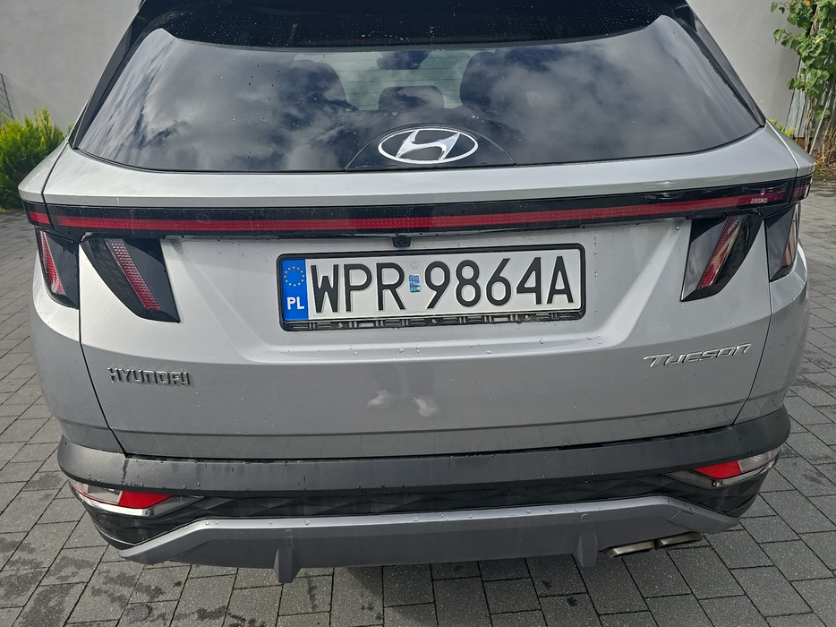 Zdjęcie pokrywy bagażnika