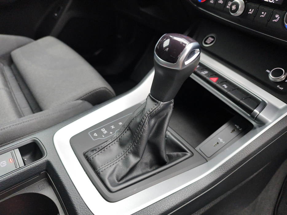 Zdjęcie drążka zmiany biegów