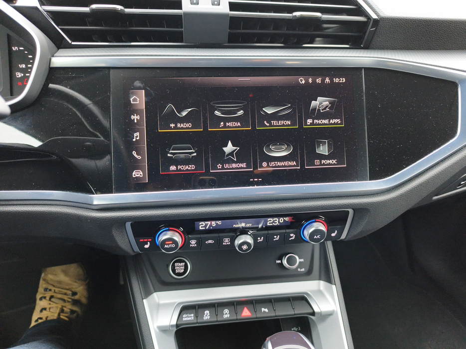 Zdjęcie jednostki multimedialnej