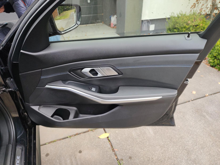 Zdjęcie tapicerki drzwi przednich prawych