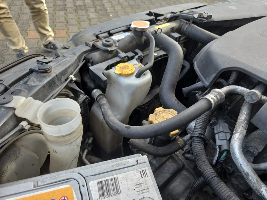 Zdjęcie zbiorniczka płynu chłodzącego