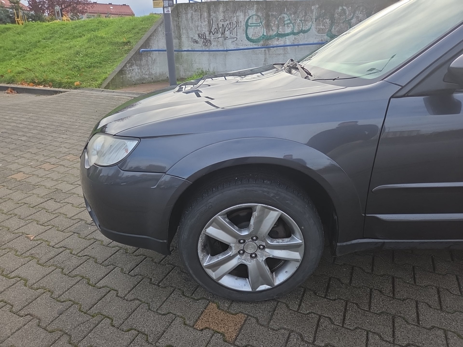 Zdjęcie błotnika przedniego lewego