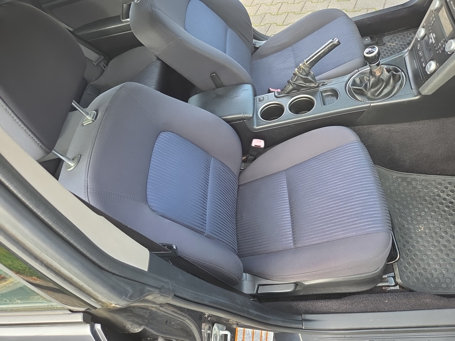 Zdjęcie fotela przedniego prawego