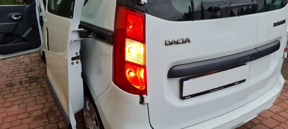 Zdjęcie oświetlenia tylnego lewego
