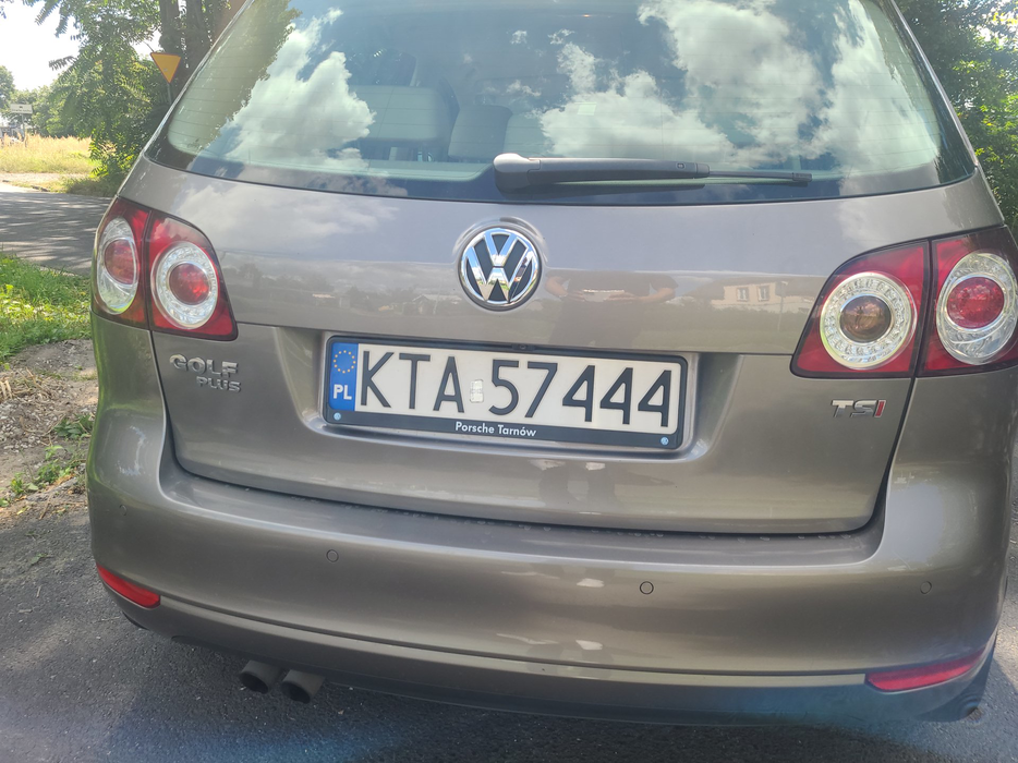 Zdjęcie pokrywy bagażnika