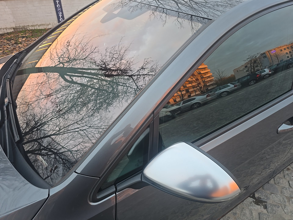 Zdjęcie słupka A lewego