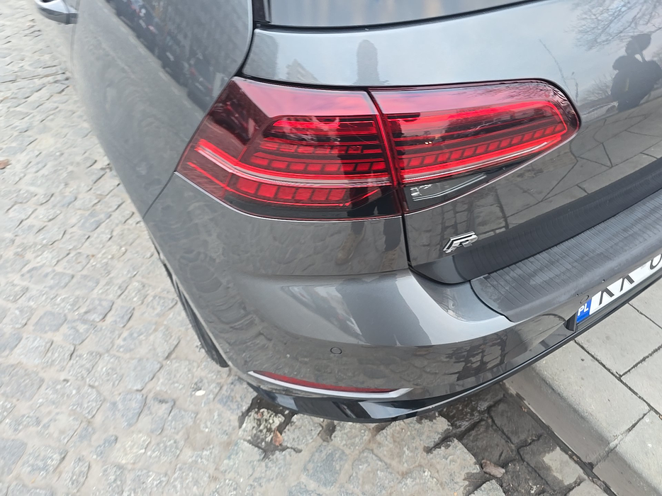 Zdjęcie oświetlenia tylnego lewego