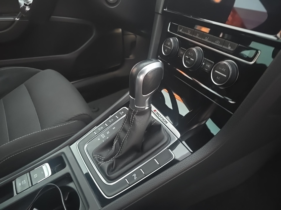 Zdjęcie drążka zmiany biegów