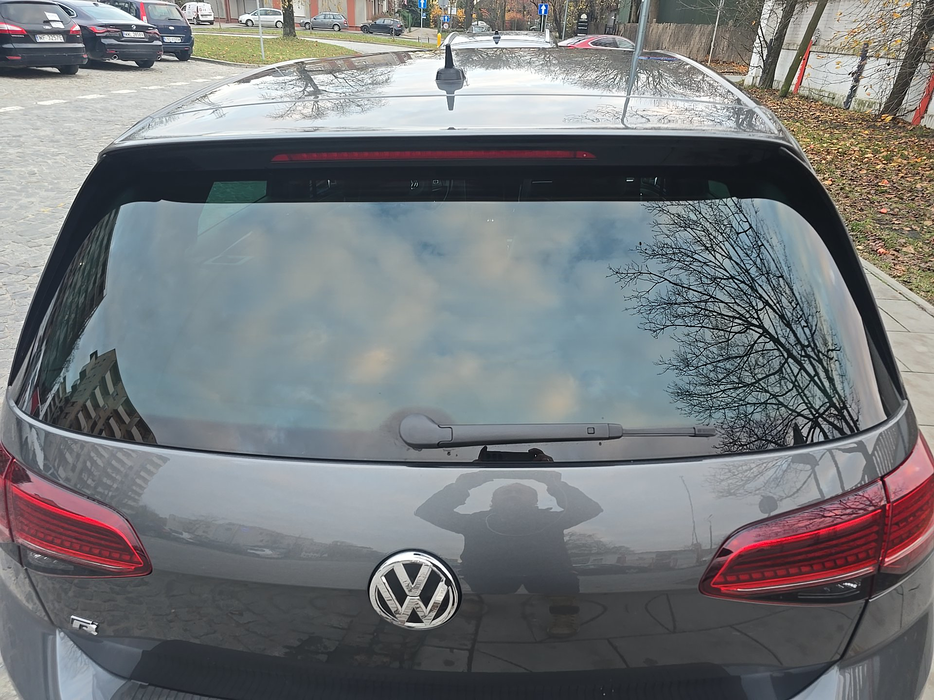 Zdjęcie szyby tylnej