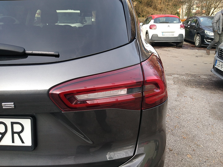 Zdjęcie oświetlenia tylnego prawego