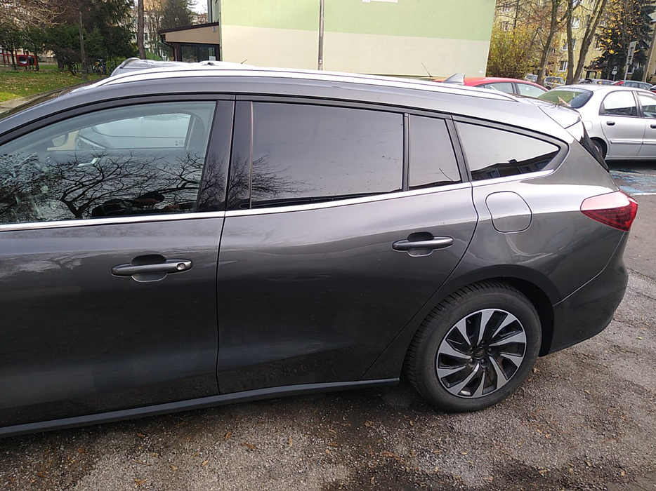 Zdjęcie drzwi tylne lewe wraz z szybą