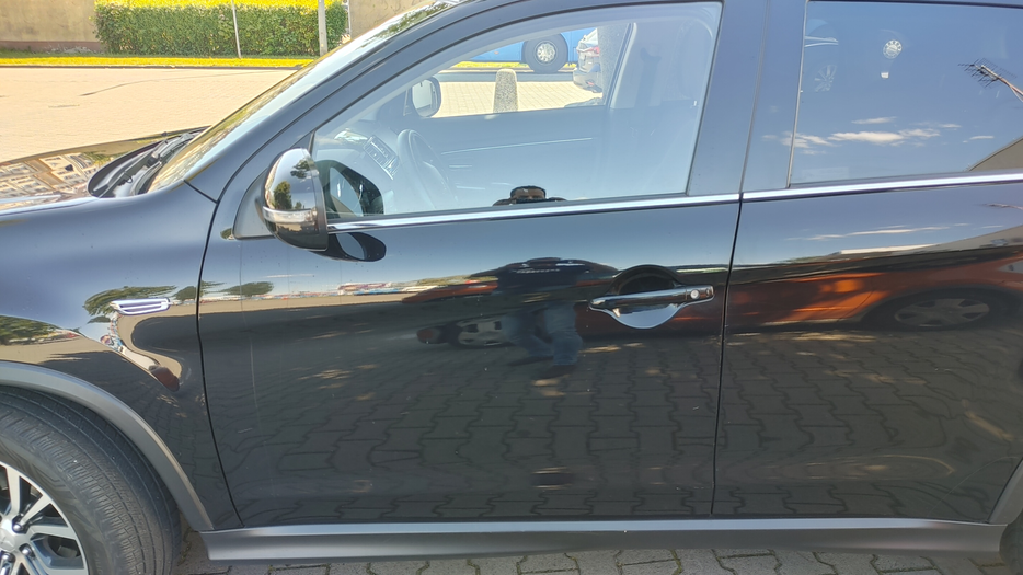 Zdjęcie drzwi przednich lewych wraz z szybą
