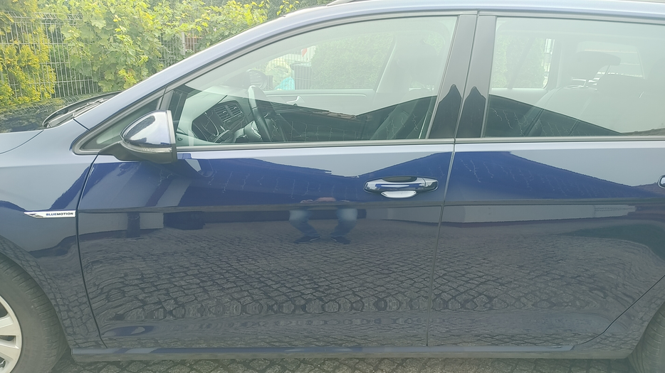 Zdjęcie drzwi przednich lewych wraz z szybą