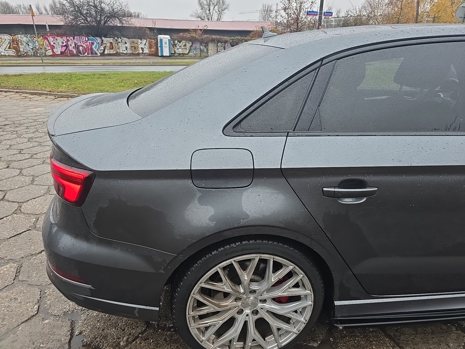 Zdjęcie błotnika tylnego prawego