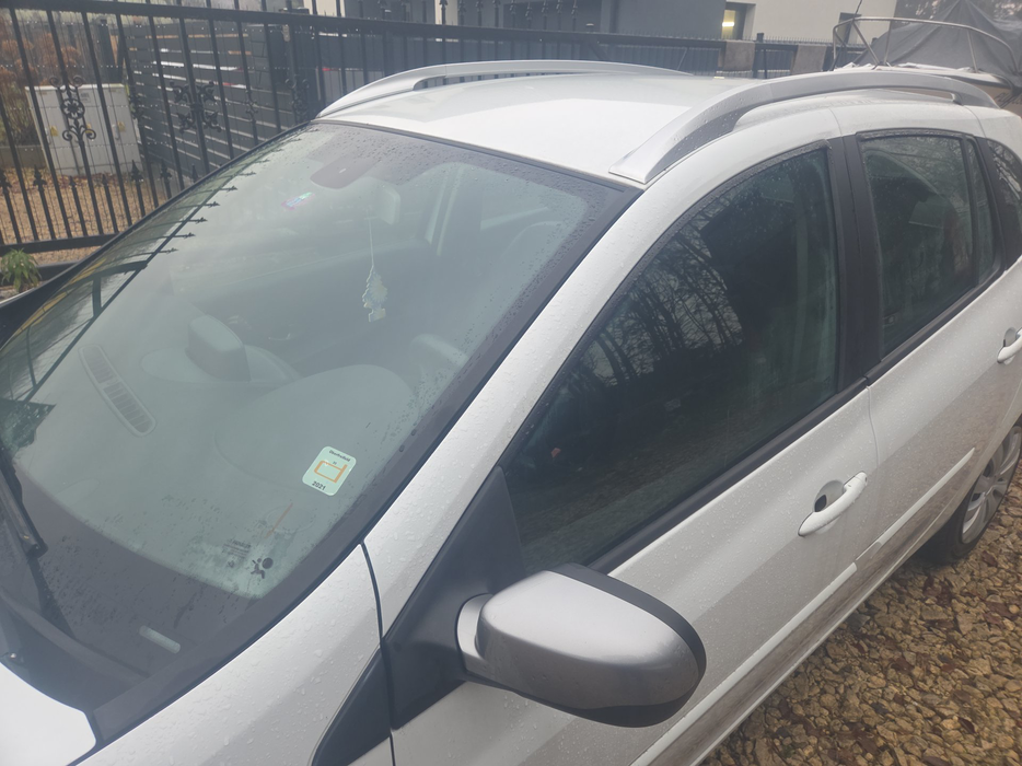 Zdjęcie słupka A lewego