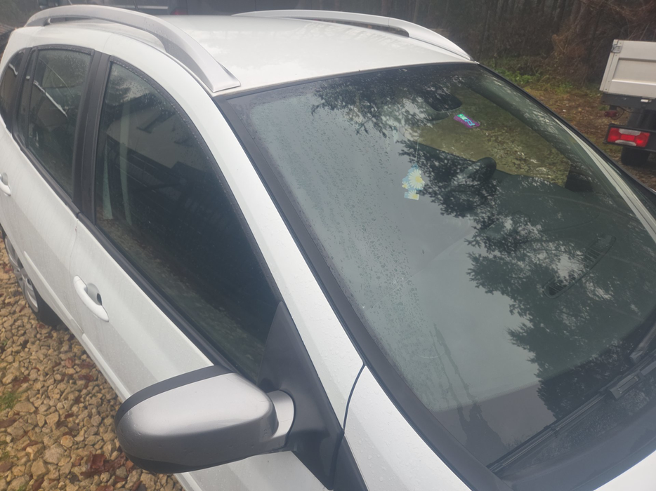 Zdjęcie słupka A prawego