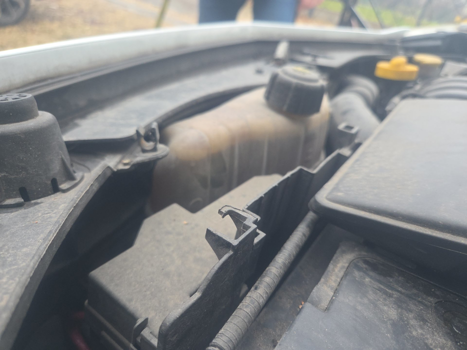 Zdjęcie zbiorniczka płynu chłodzącego