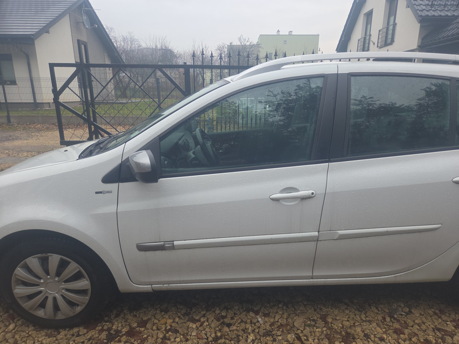 Zdjęcie drzwi przednich lewych wraz z szybą
