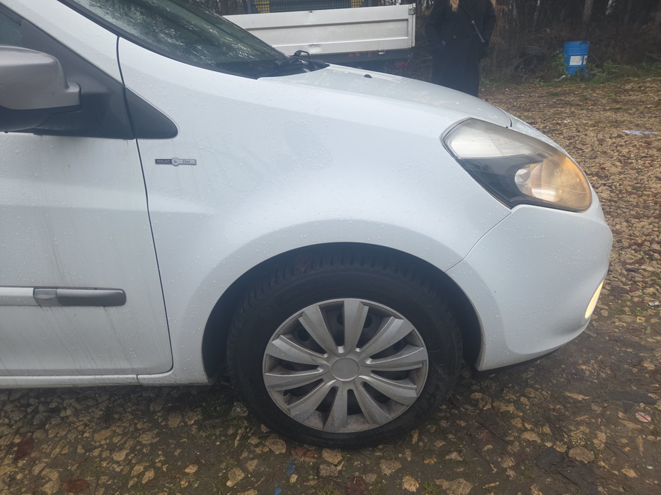 Zdjęcie błotnika przedniego prawego